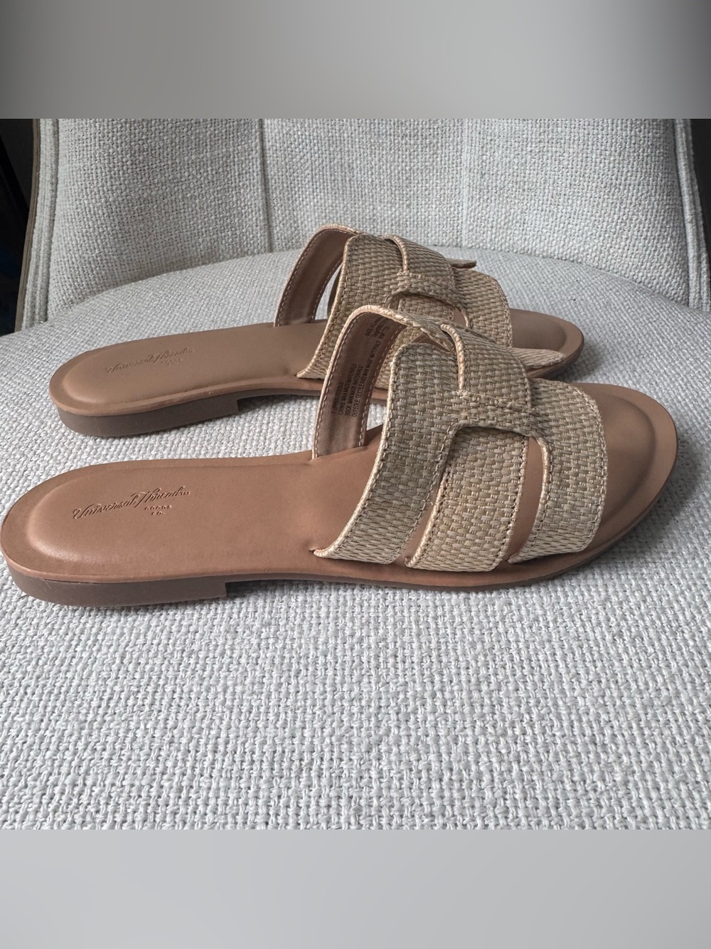 Universal Thread Woven Tan Slide Sandals, Size 7